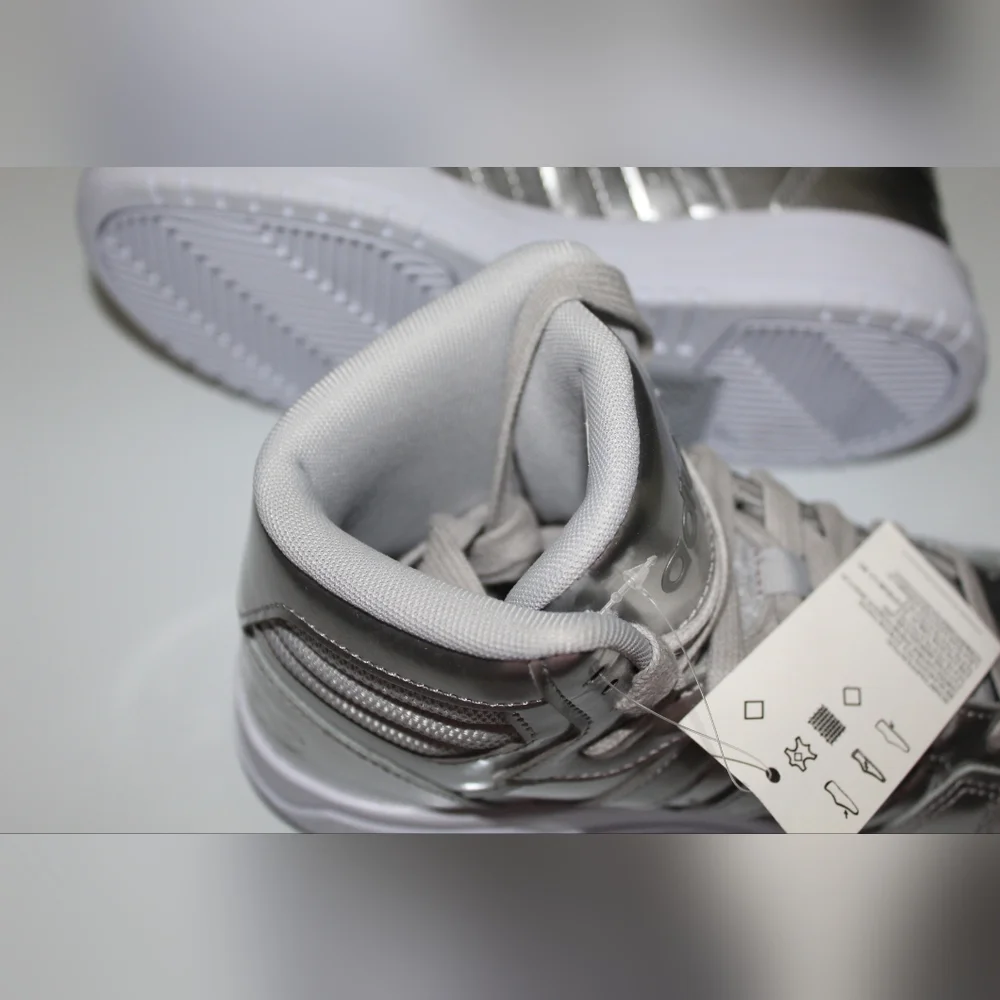 โจ๐โจ NWOB ADIDAS Entrap Mid Silver Metallic - Picture 12 of 16
